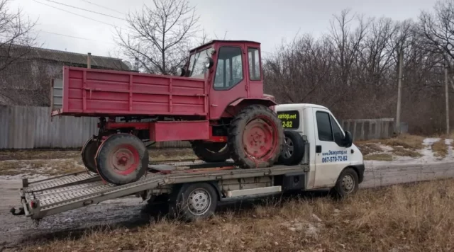 Эвакуатор для трактора