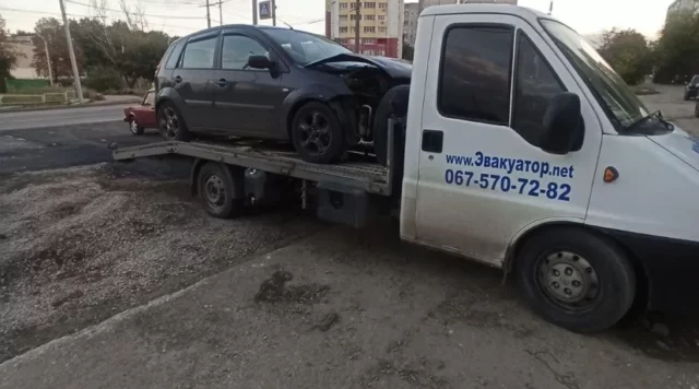 Услуги эвакуатора на Рогани