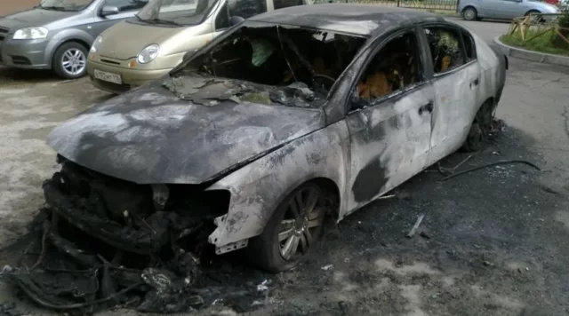 Евакуація авто після пожежі